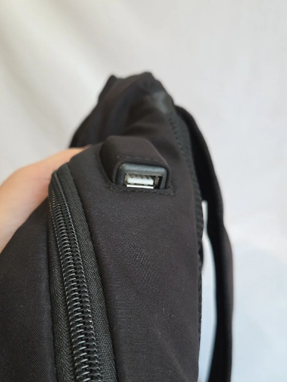 Black Men's Backpack - Minimal Urban Carry